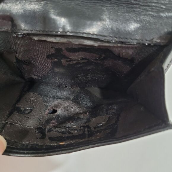 Salvatore Ferragamo Damaged Gancini Wallet Medium Bifold Black Nero - Picture 8 of 10